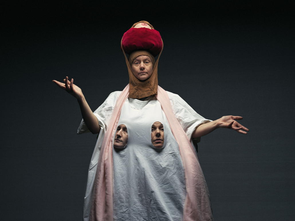 Breast in Peace (M.P.A.C. Mighty Performing Arts Collective) 25. januar kl. 19:30